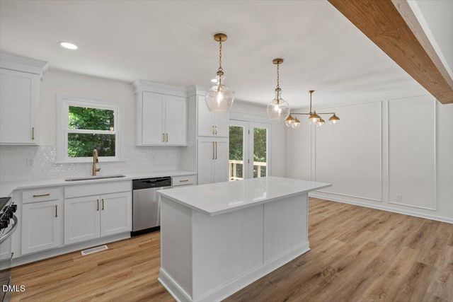 908 Tanglewood Drive, Cary, NC 27511
