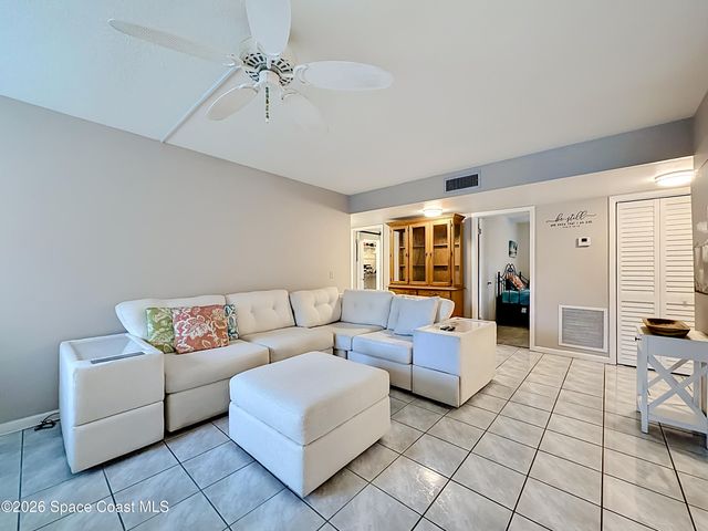 137 San Paulo Circle 4-137, West Melbourne, FL 32904