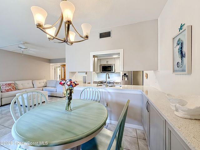 137 San Paulo Circle 4-137, West Melbourne, FL 32904