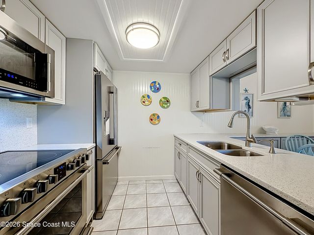 137 San Paulo Circle 4-137, West Melbourne, FL 32904