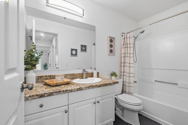 535 Pierce Street 3109, Albany, CA 94706