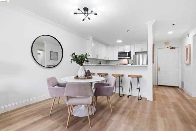 535 Pierce Street 3109, Albany, CA 94706