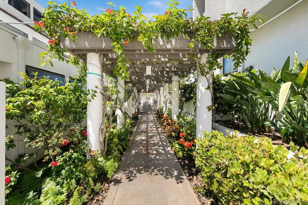 Image 2 of property listing at 701 Kettner Blvd. 21, San Diego, CA 92101