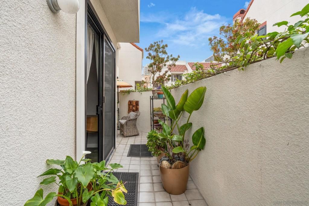 Image 21 of property listing at 701 Kettner Blvd. 21, San Diego, CA 92101