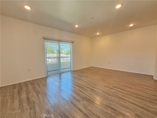 6624 Balboa Boulevard 4, Lake Balboa, CA 91406