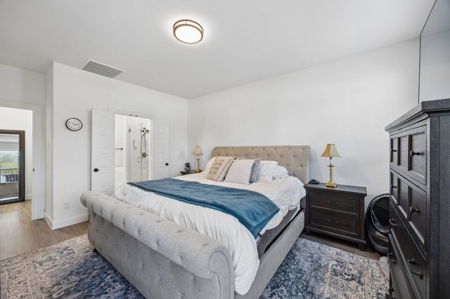 9036 Lakeside Drive, Fort Worth, TX 76179