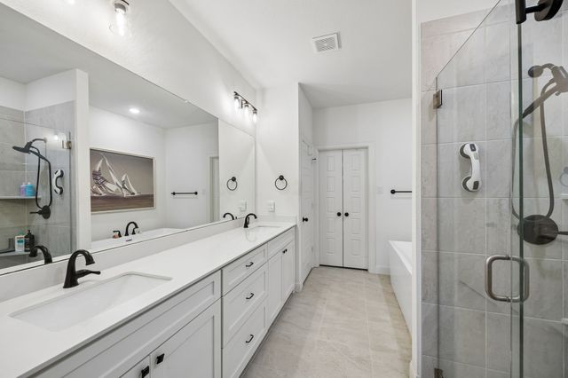 9036 Lakeside Drive, Fort Worth, TX 76179