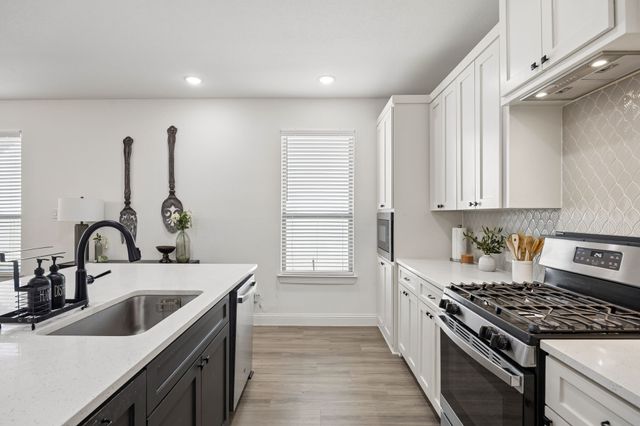 9036 Lakeside Drive, Fort Worth, TX 76179