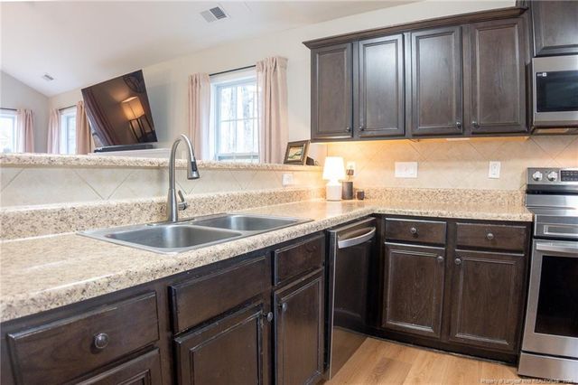 1486 Saint Johns Loop, Raeford, NC 28376