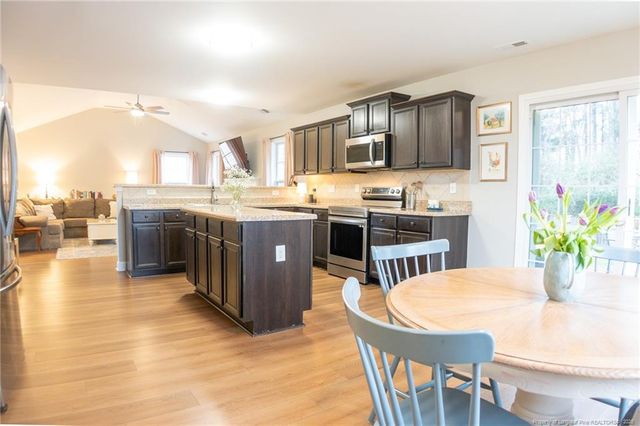 1486 Saint Johns Loop, Raeford, NC 28376