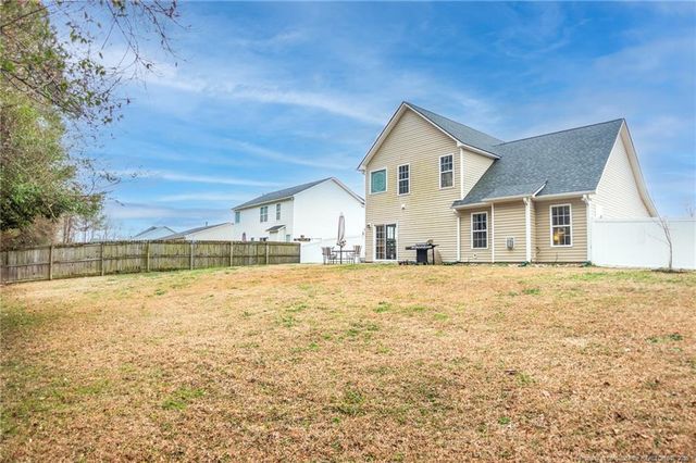 1486 Saint Johns Loop, Raeford, NC 28376