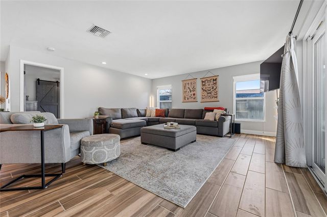 8572 SHADY GLEN DRIVE, Orlando, FL 32819