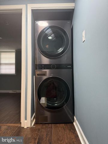 1919 VILLAGE GREEN DR, Landover, MD 20785