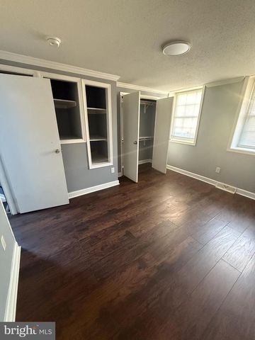 1919 VILLAGE GREEN DR, Landover, MD 20785