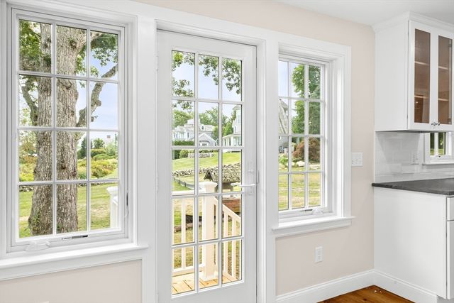 23 High Street, Dartmouth, MA 02748