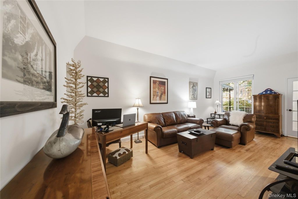 62-16 84th Street, Middle Village, NY 11379 — photo 4