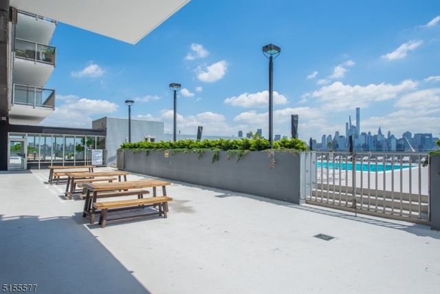 6050 Boulevard East 4F, West New York Town, NJ 07093