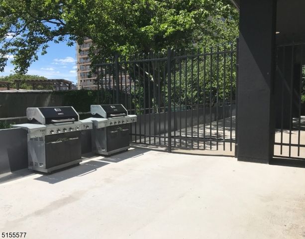 6050 Boulevard East 4F, West New York Town, NJ 07093