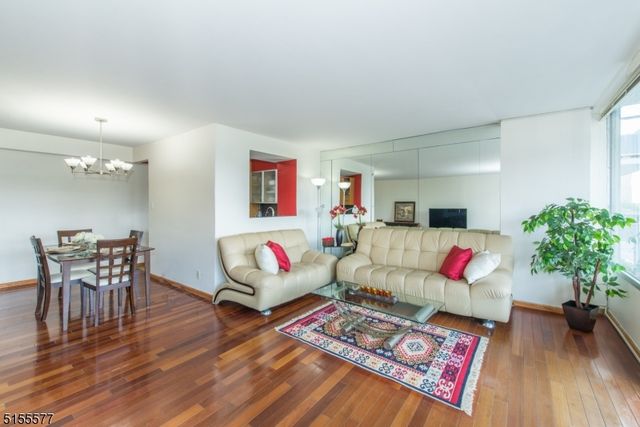 6050 Boulevard East 4F, West New York Town, NJ 07093