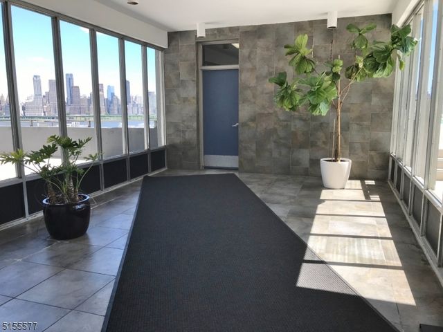 6050 Boulevard East 4F, West New York Town, NJ 07093