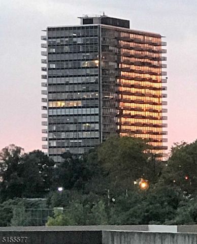 6050 Boulevard East 4F, West New York Town, NJ 07093