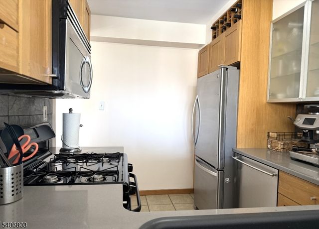 6050 Boulevard East 4F, West New York Town, NJ 07093