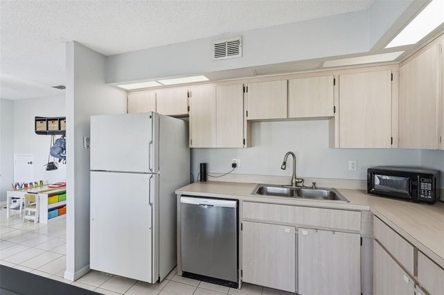 7363 62ND AVENUE N, Pinellas Park, FL 33781