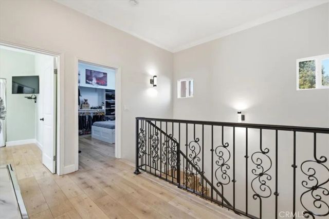 6525 Mary Ellen, Valley Glen, CA 91401