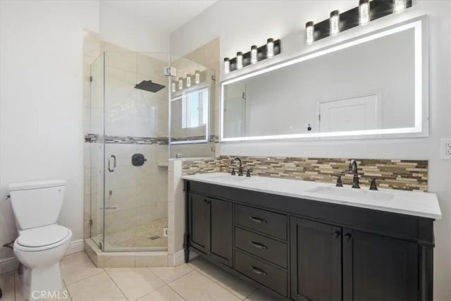 6525 Mary Ellen, Valley Glen, CA 91401