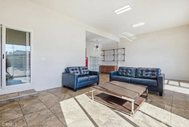 6525 Mary Ellen, Valley Glen, CA 91401