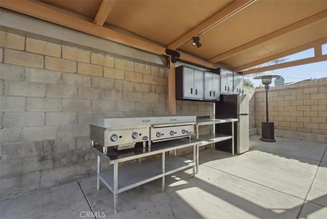 6525 Mary Ellen, Valley Glen, CA 91401