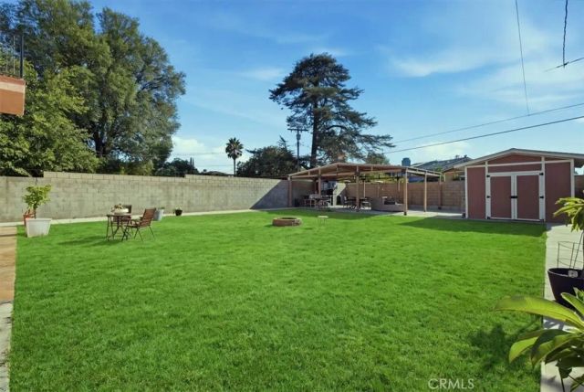 6525 Mary Ellen, Valley Glen, CA 91401