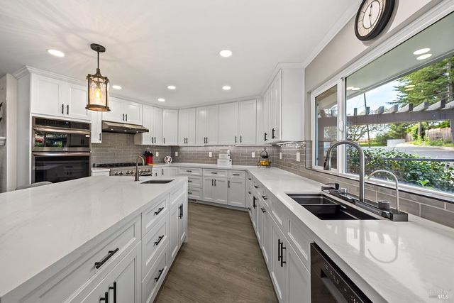 789 pleasant hill Rd, Sebastopol, CA 95472