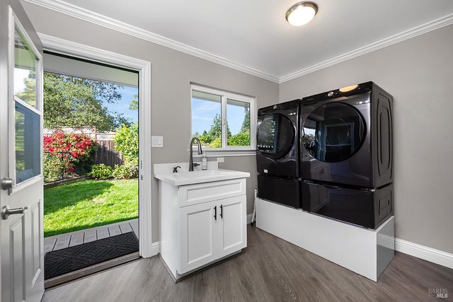 789 pleasant hill Rd, Sebastopol, CA 95472