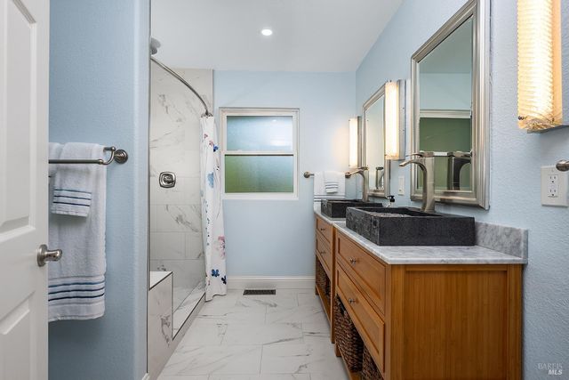 789 pleasant hill Rd, Sebastopol, CA 95472