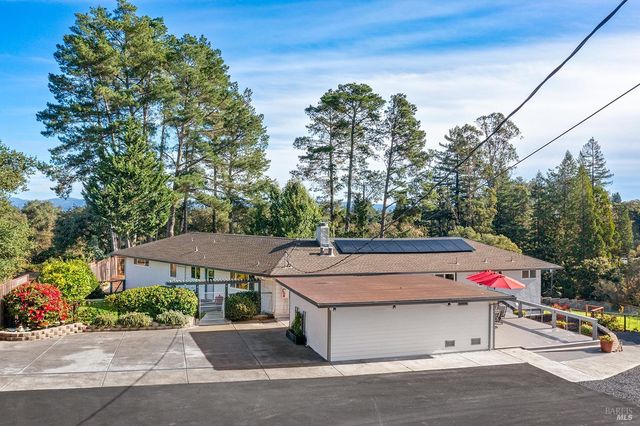 789 pleasant hill Rd, Sebastopol, CA 95472