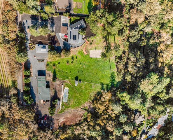 789 pleasant hill Rd, Sebastopol, CA 95472