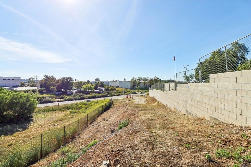 Image 8 of property listing at 0 Cherimoya, San Marcos, CA 11084