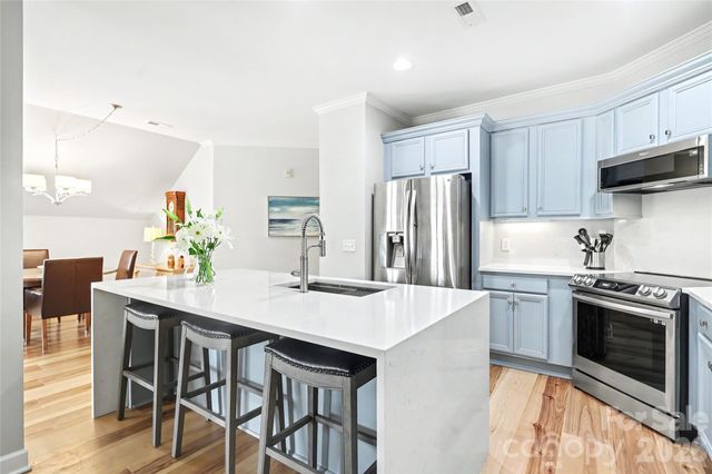 2000 Euclid Avenue, Charlotte, NC 28203