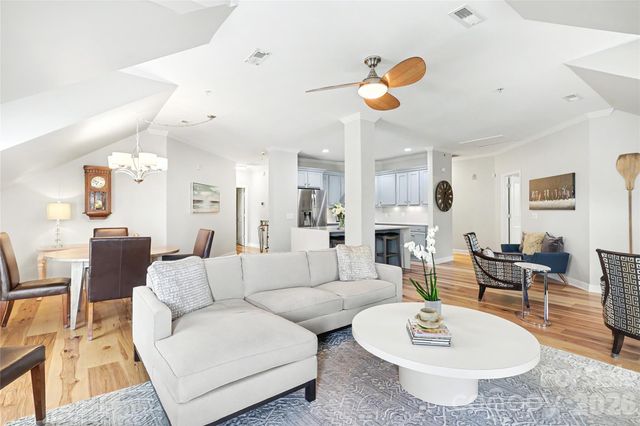 2000 Euclid Avenue, Charlotte, NC 28203