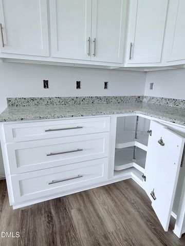430 Chic Ennis Road, Benson, NC 27504