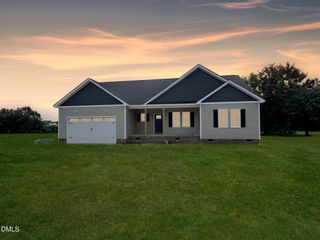 430 Chic Ennis Road, Benson, NC 27504