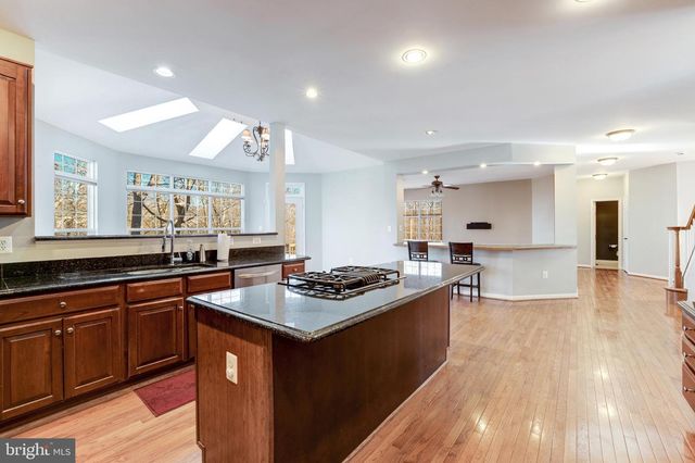 43258 MEADOWOOD CT, Leesburg, VA 20176