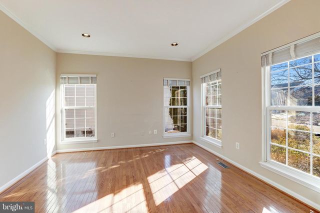 43258 MEADOWOOD CT, Leesburg, VA 20176