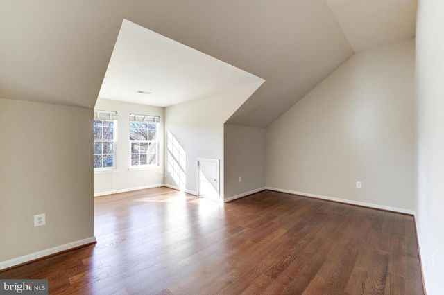 43258 MEADOWOOD CT, Leesburg, VA 20176