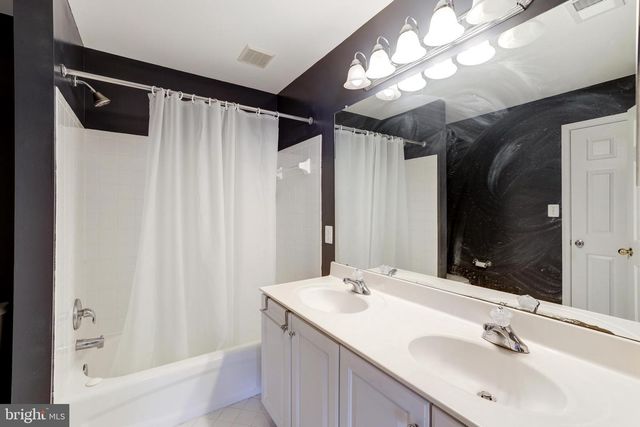 43258 MEADOWOOD CT, Leesburg, VA 20176