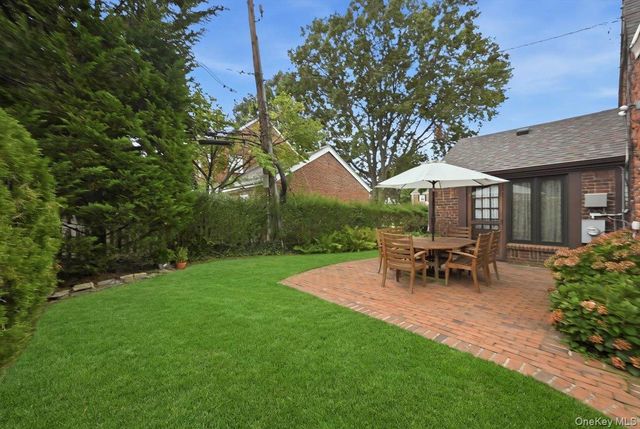 119 Somerset Avenue, Garden City, NY 11530