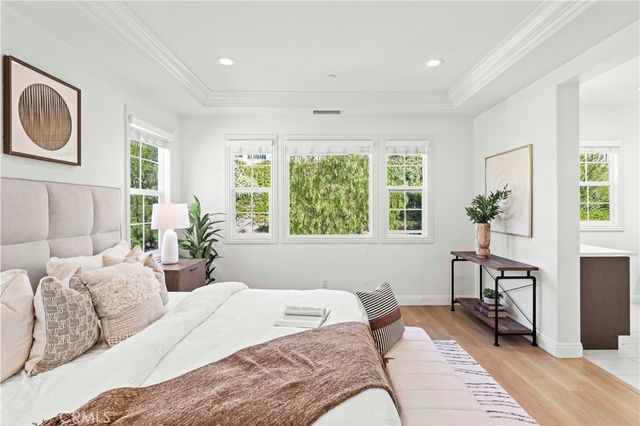 40 Forster, Lake Forest, CA 92630