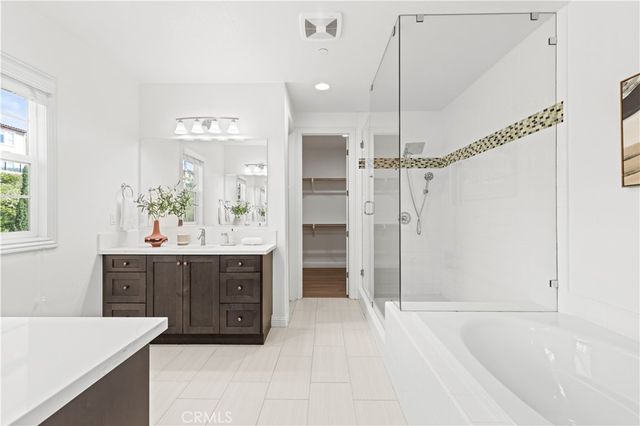 40 Forster, Lake Forest, CA 92630