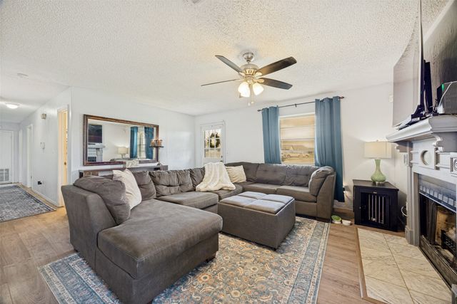 614 Elder Street, Collinsville, TX 76233